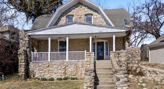 Photo of 214 Cliff Dr, Excelsior Springs, MO 64024