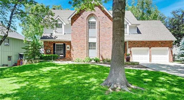 Photo of 8036 W 116th St, Overland Park, KS 66210