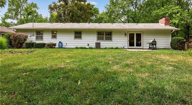 Photo of 2900 Belle Haven Dr, Lawrence, KS 66046