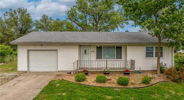 Photo of 418 N Main St, La Monte, MO 65337