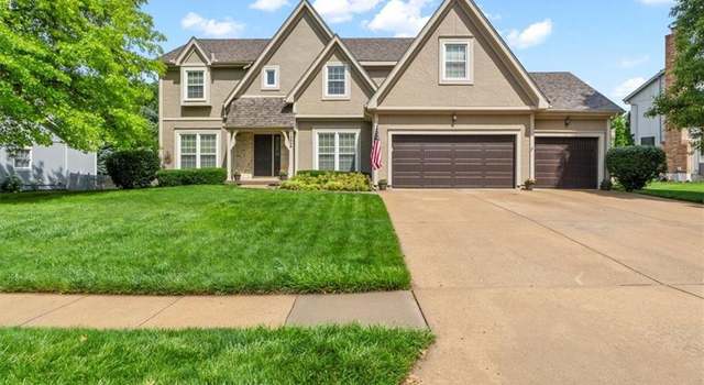 Photo of 12806 Goddard Ave, Overland Park, KS 66213