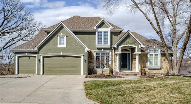 Photo of 8130 Parkview Dr, Parkville, MO 64152