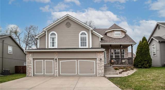 Photo of 8804 N Chatham Ave, Kansas City, MO 64154