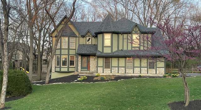 Photo of 8805 Redbud Ln, Lenexa, KS 66220