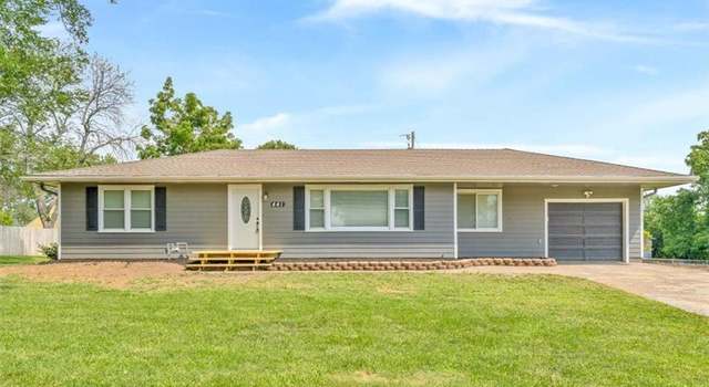 Photo of 441 E Bates St, Drexel, MO 64742