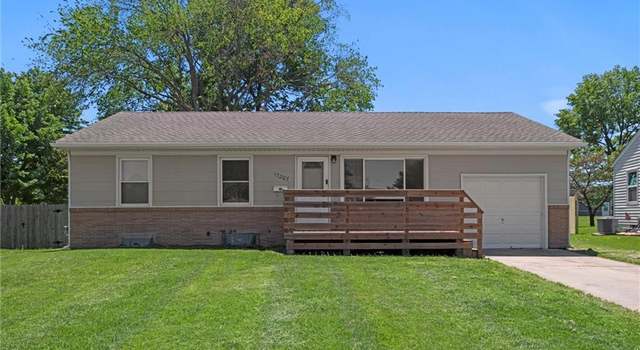 Photo of 17207 E Swope Ln, Independence, MO 64056