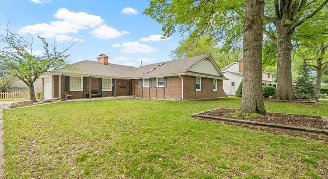 Photo of 1208 SW Horizon Dr, Blue Springs, MO 64015
