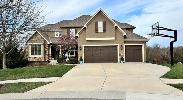 Photo of 9450 W 158th Ter, Overland Park, KS 66221