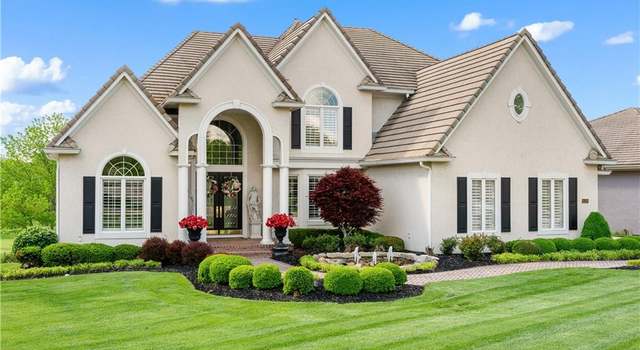 Photo of 15320 Iron Horse Cir, Leawood, KS 66224