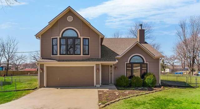Photo of 15394 Gardner East Rd, Gardner, KS 66030