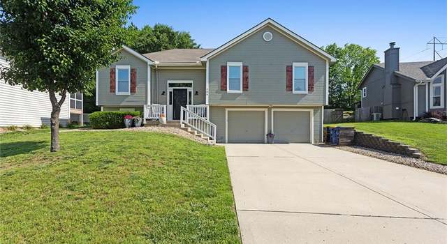 Photo of 104 Betsy Ct, Smithville, MO 64089