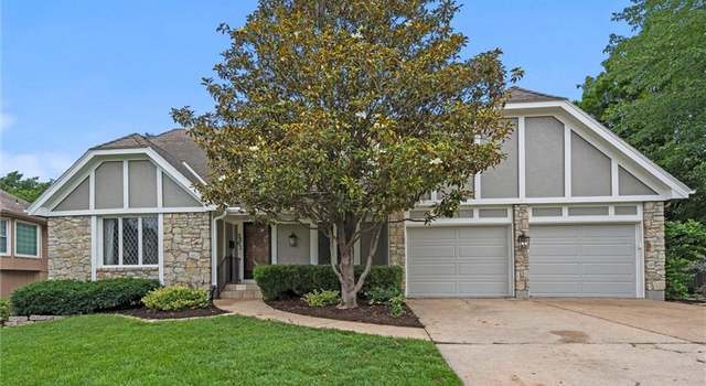 Photo of 9602 W 116th St, Overland Park, KS 66210