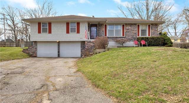 Photo of 1333 SW 20th St, Blue Springs, MO 64015