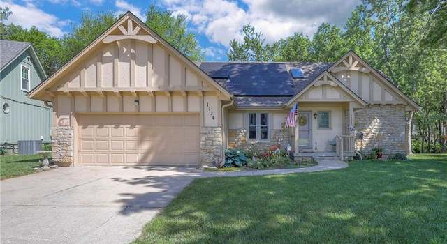 Photo of 1136 SE 7th St, Lee's Summit, MO 64063