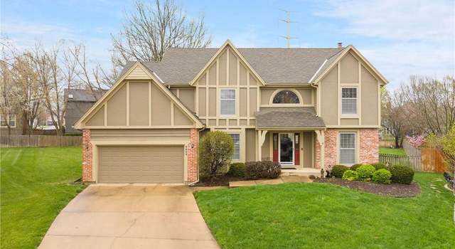 Photo of 9906 W 124th Ter, Overland Park, KS 66213