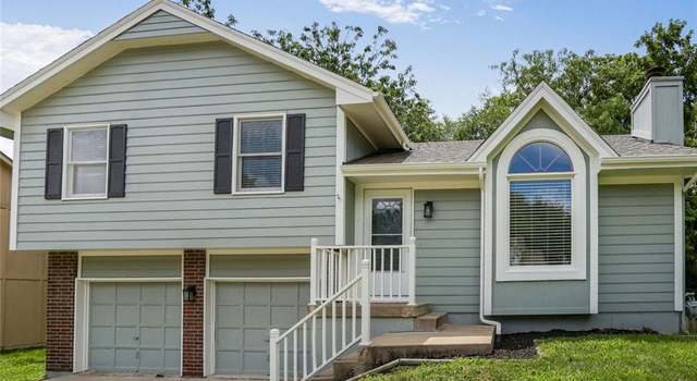 Photo of 6486 NW Valley Dr, Parkville, MO 64152