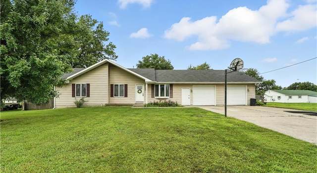 Photo of 116 Pine St, Lathrop, MO 64465