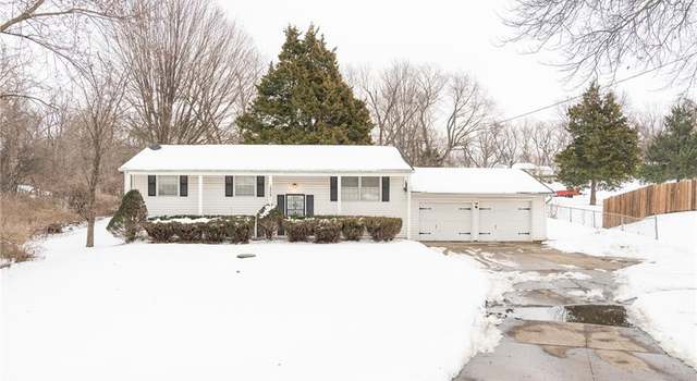 Photo of 1909 S Lees Summit Rd, Independence, MO 64050