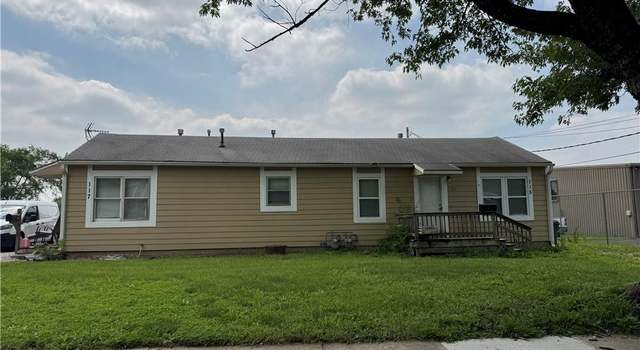 Photo of 115 S Julia St, Olathe, KS 66061