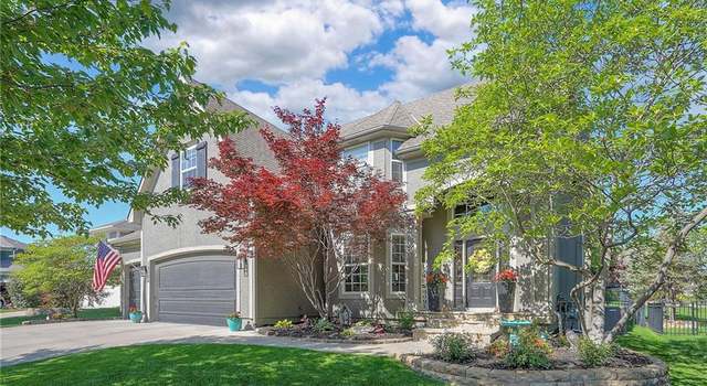 Photo of 15526 Shawnee Dr, Overland Park, KS 66223