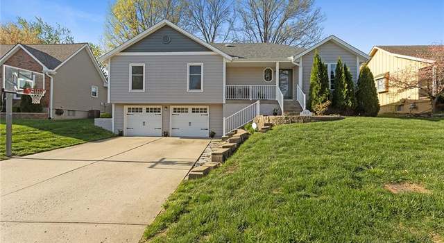 Photo of 1413 SE 7th Ter, Lee's Summit, MO 64063