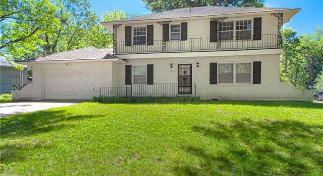 Photo of 8903 Mastin St, Overland Park, KS 66212