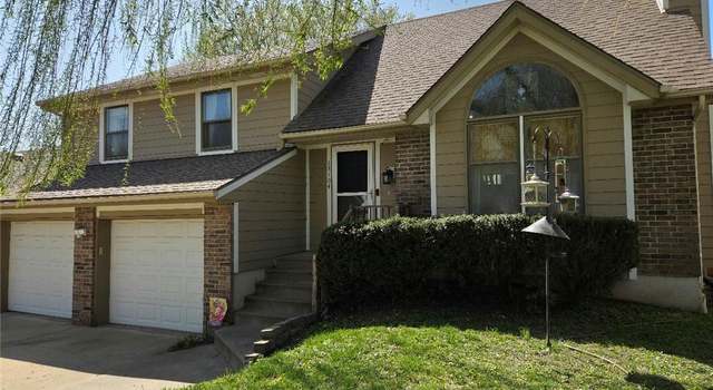 Photo of 13104 S Arapaho Dr, Olathe, KS 66062