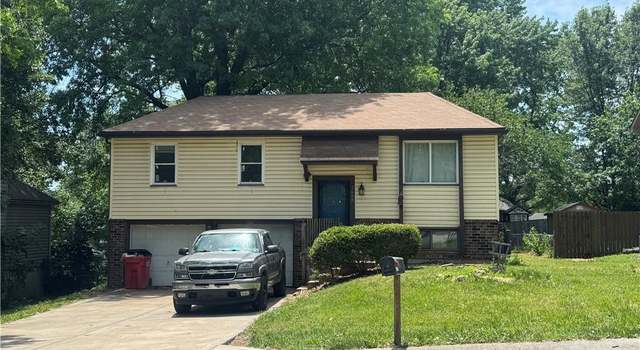 Photo of 2600 NW Kingsridge Dr, Blue Springs, MO 64015