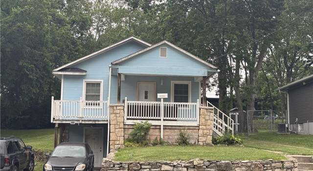 Photo of 2101 N 27th St, Kansas City, KS 66104