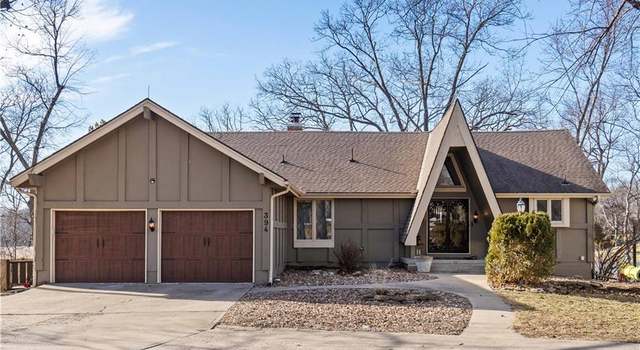 Photo of 394 N Winnebago Dr, Lake Winnebago, MO 64034