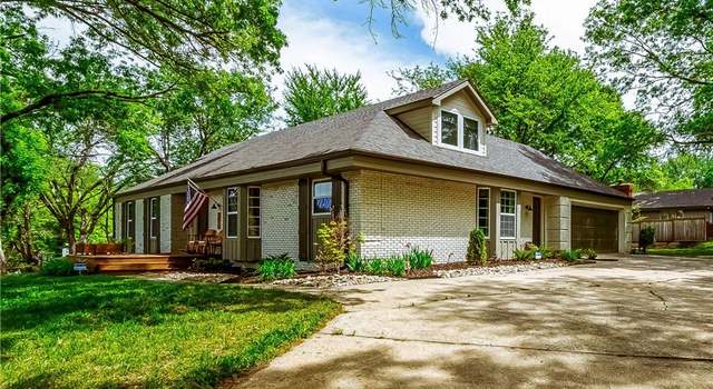 Photo of 2814 Trail Rd, Lawrence, KS 66049