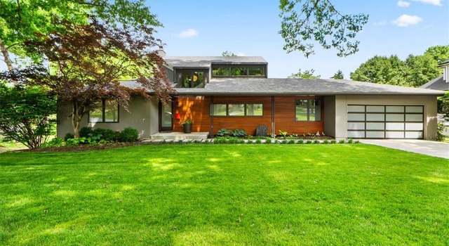 Photo of 8308 Meadow Ln, Leawood, KS 66206