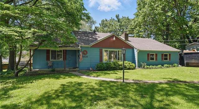 Photo of 6926 Glenwood St, Overland Park, KS 66204