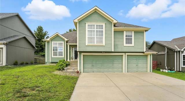 Photo of 1112 NW 57th Ter, Kansas City, MO 64118