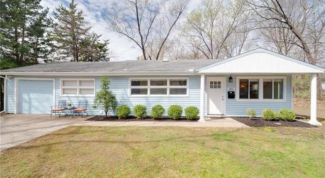 Photo of 2011 Ousdahl Rd, Lawrence, KS 66044