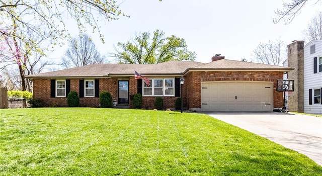 Photo of 310 Johnson Dr, Warrensburg, MO 64093
