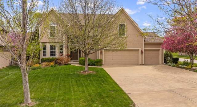Photo of 16197 S Brookfield St, Olathe, KS 66062