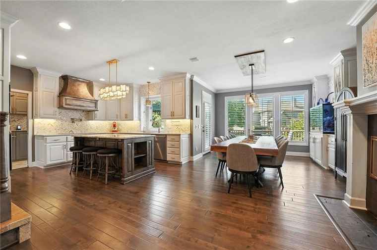 Photo of 9206 W 146th Pl Overland Park, KS 66221