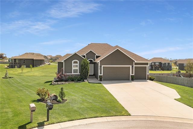 14167 Brookstone Ct Basehor KS 66007 MLS 2377966 Redfin