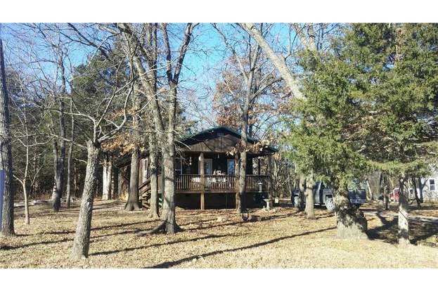 25 E Sugar Lake Cv Mound City Ks 66056 Mls 2084254 Redfin