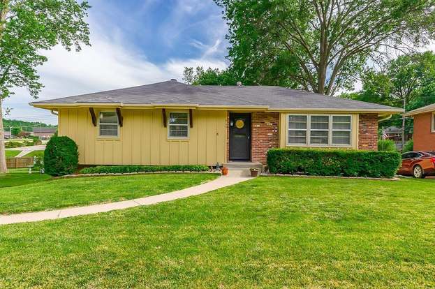8159 Greeley Ave Kansas City Ks Mls Redfin 8159 Greeley Ave Kansas City Ks Mls Redfin