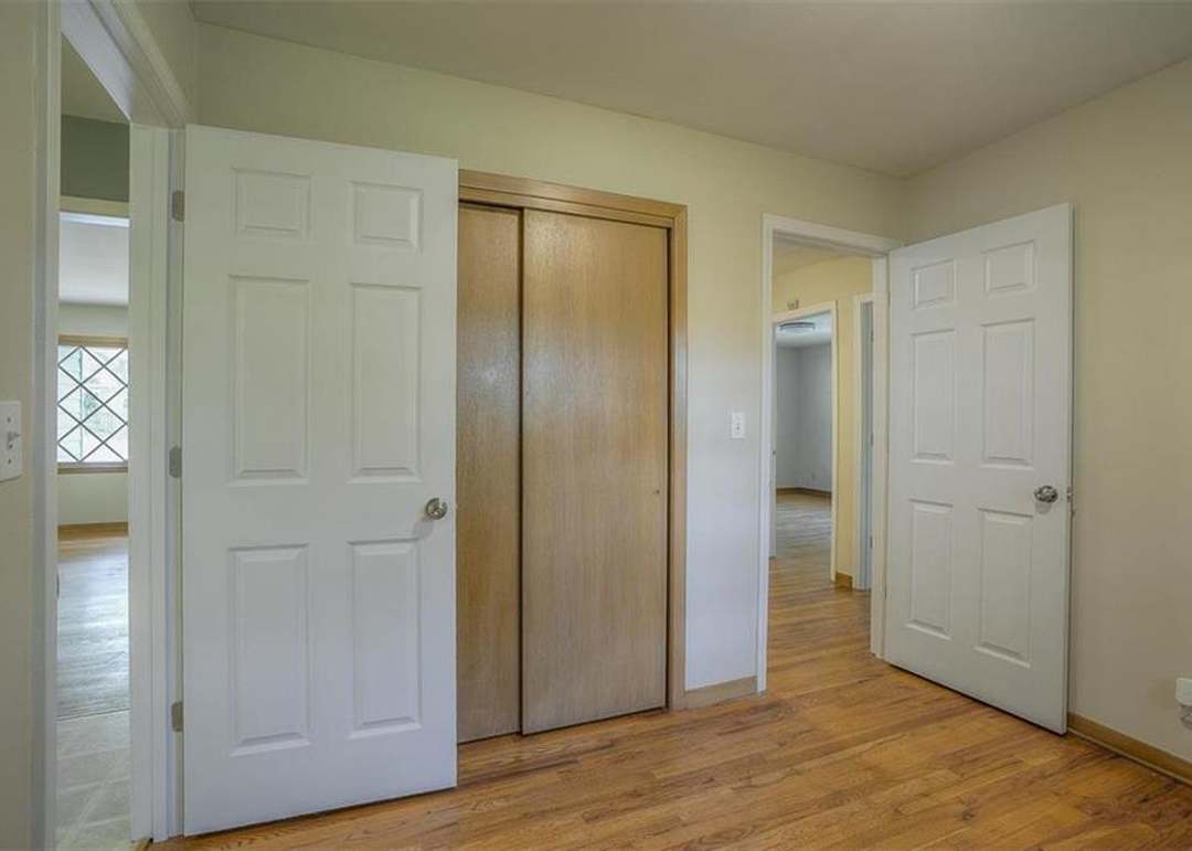 5007 S Union St, Independence, MO 64055