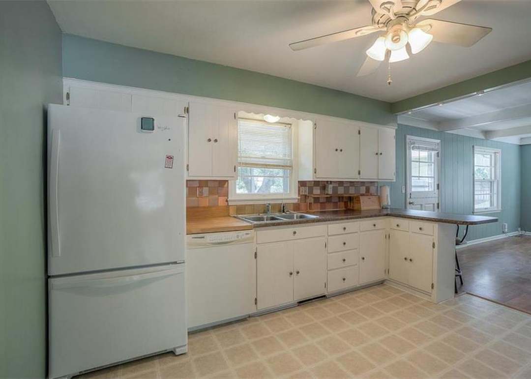 5007 S Union St, Independence, MO 64055