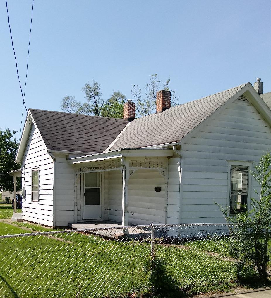 2024 Howard Ave, Middletown, OH 45044 | MLS# 1621060 | Redfin