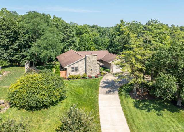 Property at 6368 Castle Hill Dr, Liberty Twp, OH 45044, 3 beds, 3.5 baths
