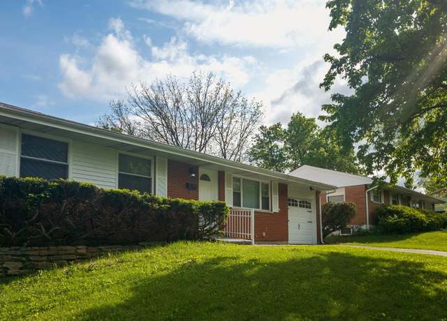 Property at 883 Heatherstone Dr, Forest Park, OH 45240, 3 beds, 1.5 baths