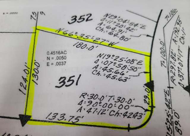 Property at 351 Leipzig Dr, Perry Twp, OH 45118