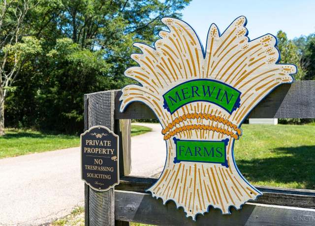 Property at 11 Merwin Farms Dr, Pierce Twp, OH 45157