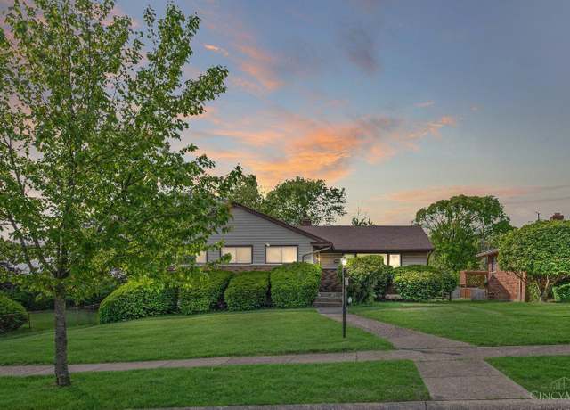 Property at 6085 Capri Dr, Cincinnati, OH 45224, 4 beds, 2.5 baths