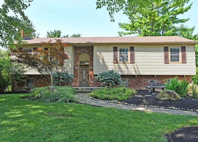 Property at 7764 Brookdale Dr, West Chester, OH 45069, 3 beds, 3 baths